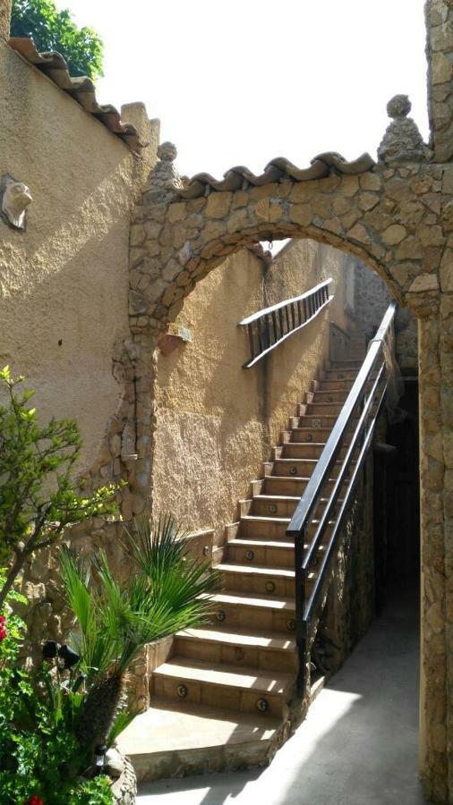 Casa Vacanze Mediterraneo Villa Tre Fontane Eksteriør bilde