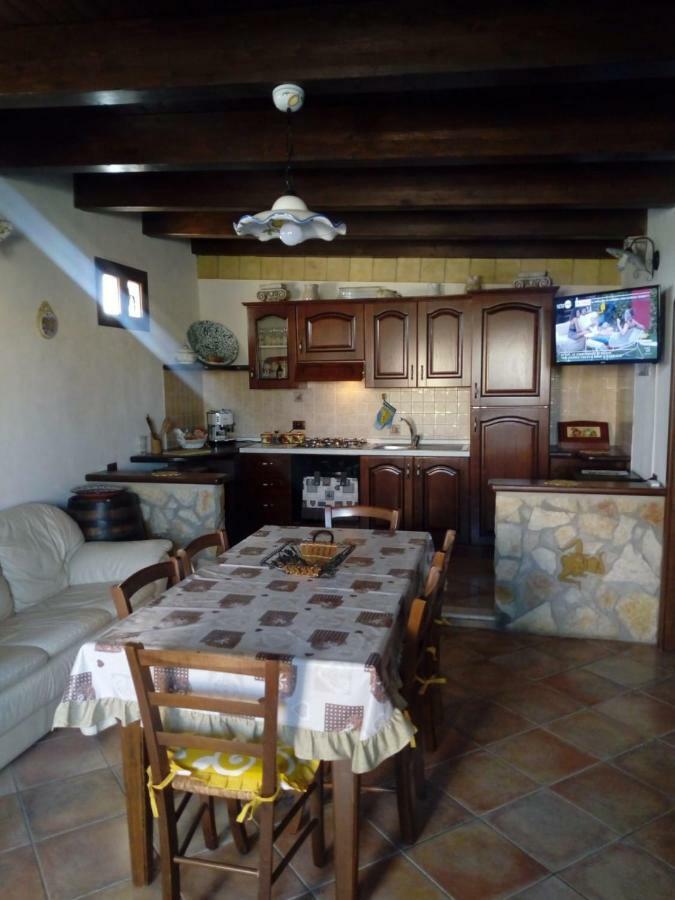 Casa Vacanze Mediterraneo Villa Tre Fontane Eksteriør bilde